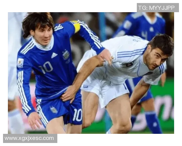 脑袋不好使却能征服绿茵场的足球球星们：他们如何用脚代替思考